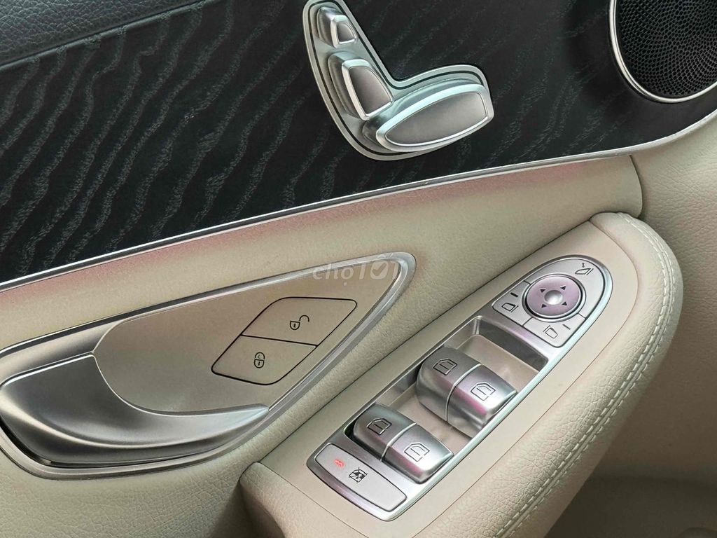 Mercedes Benz C Class 2019 C200 - 34000 km. Mua bán Ô tô tại Quận 11 Tp Hồ Chí Minh được đăng bởi Thành Mazda  hình 18