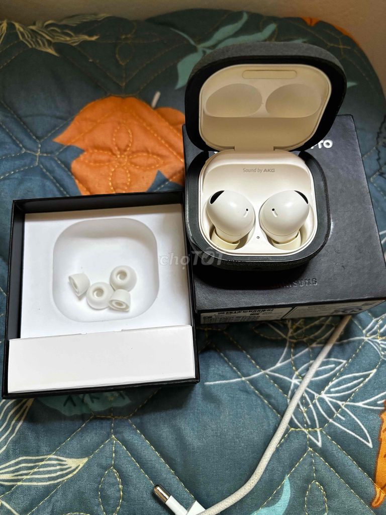 Tai nghe Samsung Buds 2 Pro Trắng. Mua bán Tivi, Âm thanh tại Quận Cầu Giấy Hà Nội được đăng bởi trung dương thành hình 1