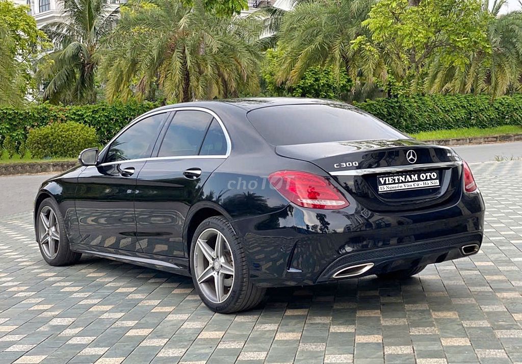 Mercedes Benz C class C300 AMG 2016, Đăng ký 2018. Mua bán Ô tô tại Quận Long Biên Hà Nội được đăng bởi VIETNAM OTO hình 8