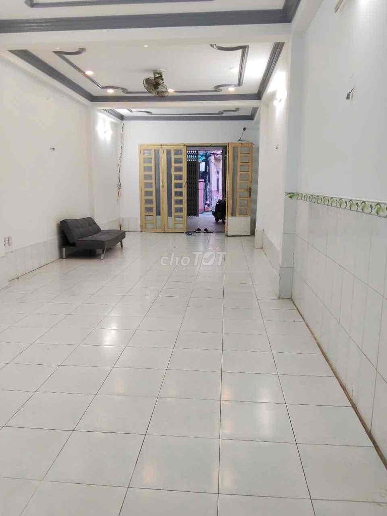 Аренда · 3 комн. · 104 м² · Huyện Bình Chánh, ул. Đường Phạm Hùng
