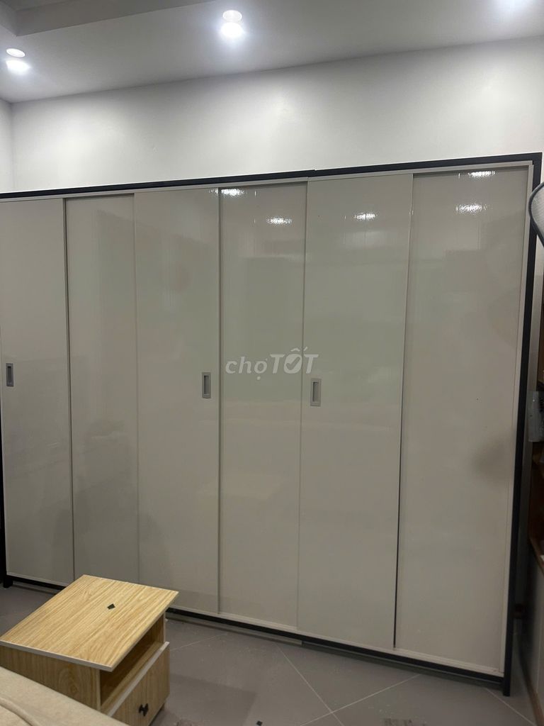 Tủ quần áo Nhựa Đài Loan Trắng 6 cánh. Mua bán Tủ, kệ gia đình tại Quận Thanh Xuân Hà Nội được đăng bởi Nguyễn Bích hình 1