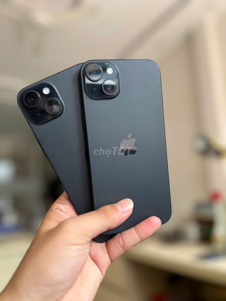 IP 15 PLUS , PIN CAO , SẠC ÍT , MÀU TỐI GIÁ RẺ. Mua bán Điện thoại tại Thành phố Buôn Ma Thuột Đắk Lắk được đăng bởi Cầm Đồ PHÚT 89  hình 1