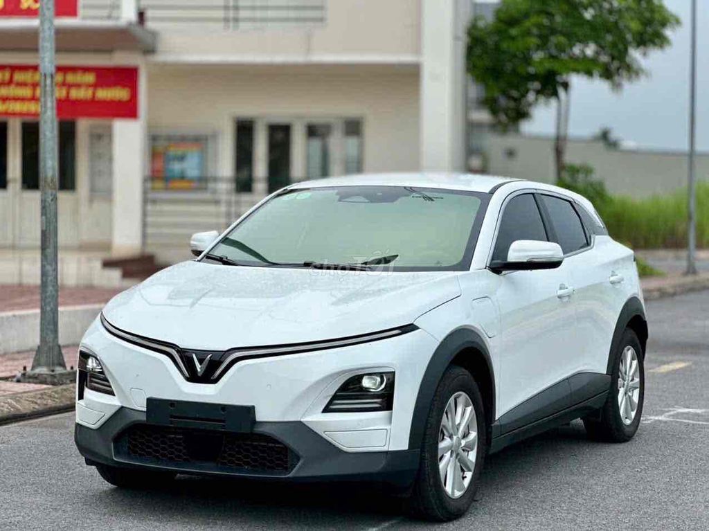 VF6 Eco Suất quà tặng đã bao gồm lăn bánh. Mua bán Ô tô tại Quận 8 Tp Hồ Chí Minh được đăng bởi Hoàng Minh Dương hình 2