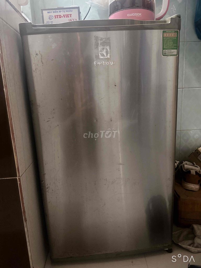 Tủ lạnh Electrolux Bạc Thái Lan Tiết kiệm điện. Mua bán Tủ lạnh tại Thành phố Thủ Đức Tp Hồ Chí Minh được đăng bởi Toan Duc hình 1