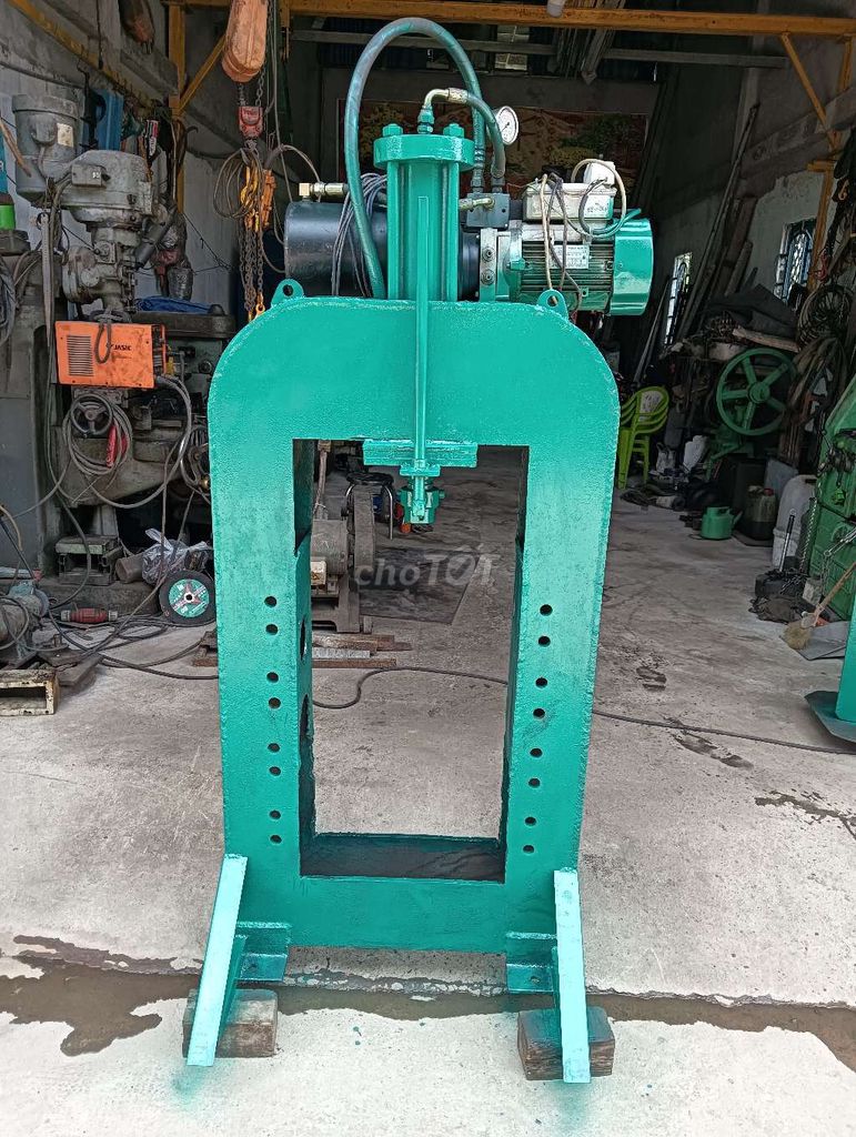 Máy ép thủy lực 20 tấn. Mua bán Đồ chuyên dụng, Giống nuôi trồng tại Huyện Bình Chánh Tp Hồ Chí Minh được đăng bởi Diễn hình 1
