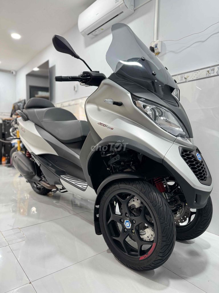 Piaggio MP3 400 HPE Sport 2022 – 3 banh chính hãng. Mua bán Xe máy tại Quận 6 Tp Hồ Chí Minh được đăng bởi Lợi hình 1