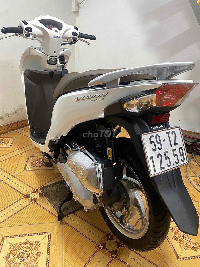 💯Vison 2019,Trắng Bạc,Bs Quận Nhứt,1 Đời Chủ. Mua bán Xe máy tại Quận Tân Bình Tp Hồ Chí Minh được đăng bởi Chú Út  hình 2