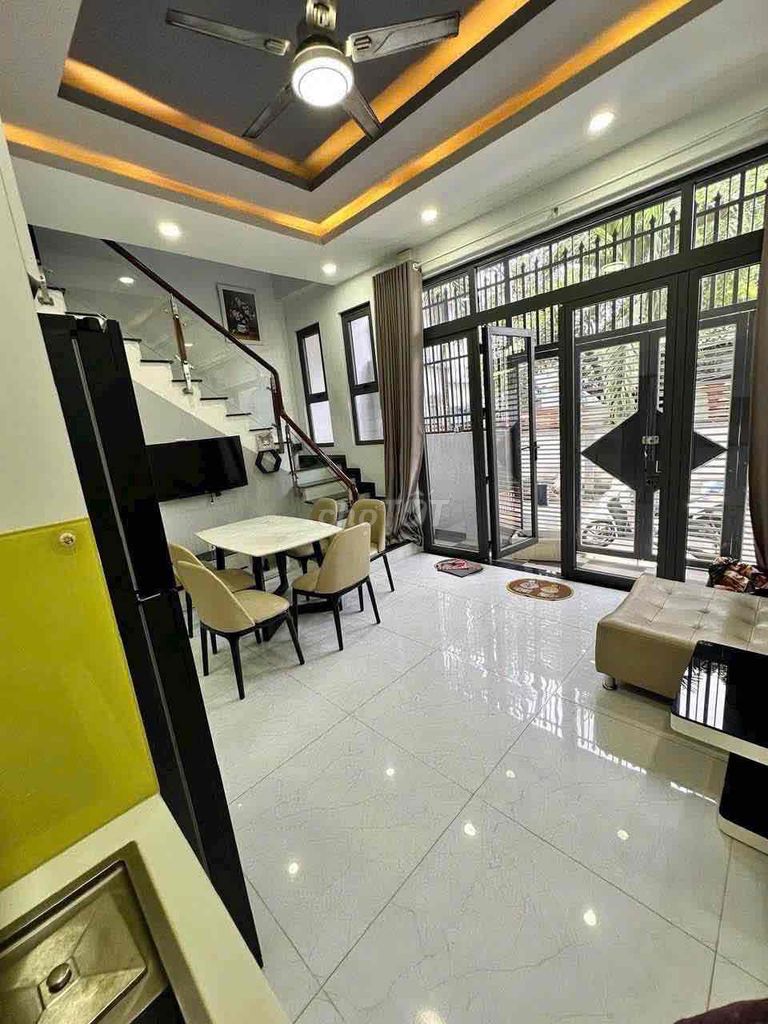 Новый отдельный дом в переулке 89, Duong so 8, P11