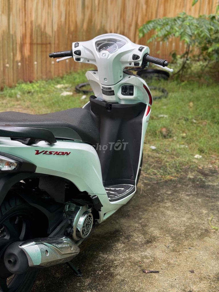 vision trắng đỏ cao cấp siu đẹp ( hỗ trợ góp 0đ). Mua bán Xe máy tại Quận Cẩm Lệ Đà Nẵng được đăng bởi Hùng Cao hình 5