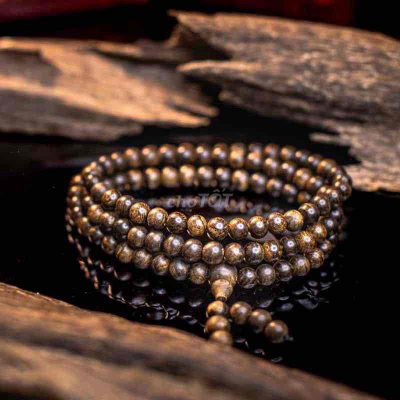 Vòng tay Trầm hương tự nhiên. Mua bán Phụ kiện thời trang khác tại Thị xã Bến Cát Bình Dương được đăng bởi Mai nguyen hình 1