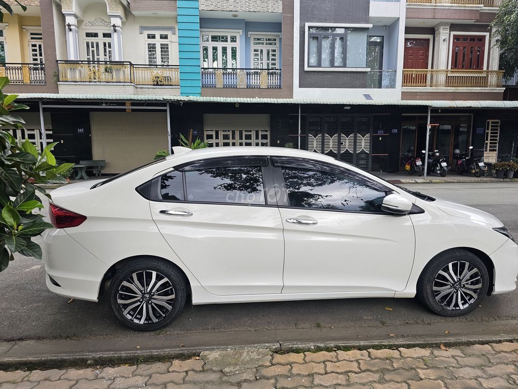 Honda City 2019 Top 35.000 km Trắng. Mua bán Ô tô tại Thành phố Dĩ An Bình Dương được đăng bởi NGUYEN THƯ hình 2