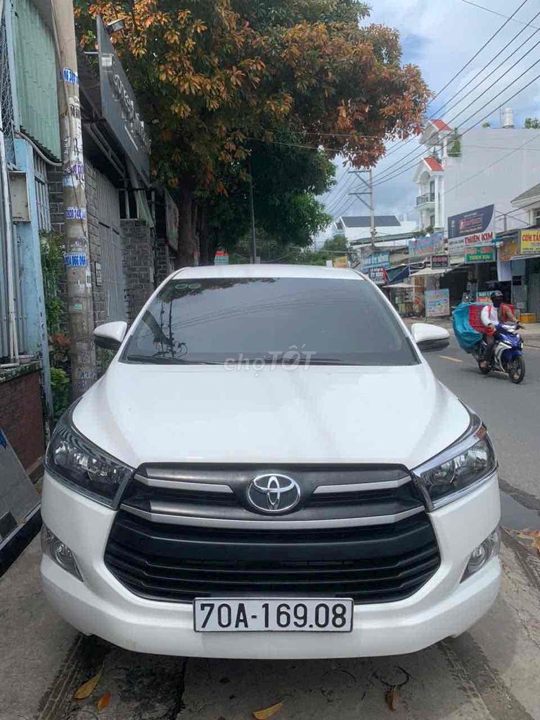 Toyota Innova 2018 2.0G - 90000 km