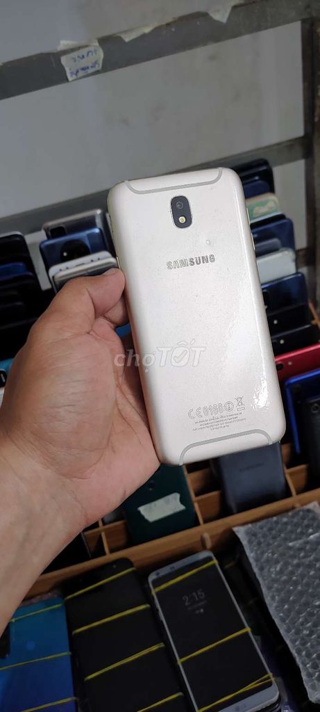 Samsung J7 Pro, ram 3gb, 32gb. Mua bán Điện thoại tại Quận Gò Vấp Tp Hồ Chí Minh được đăng bởi A LONG   nhận thanh toán THẺ TÍN DỤNG hình 1