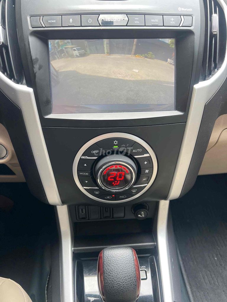 Isuzu Mu X 2018 1.9 4X2 AT - 88000 km. Mua bán Ô tô tại Quận Tân Phú Tp Hồ Chí Minh được đăng bởi phan khanh hình 13