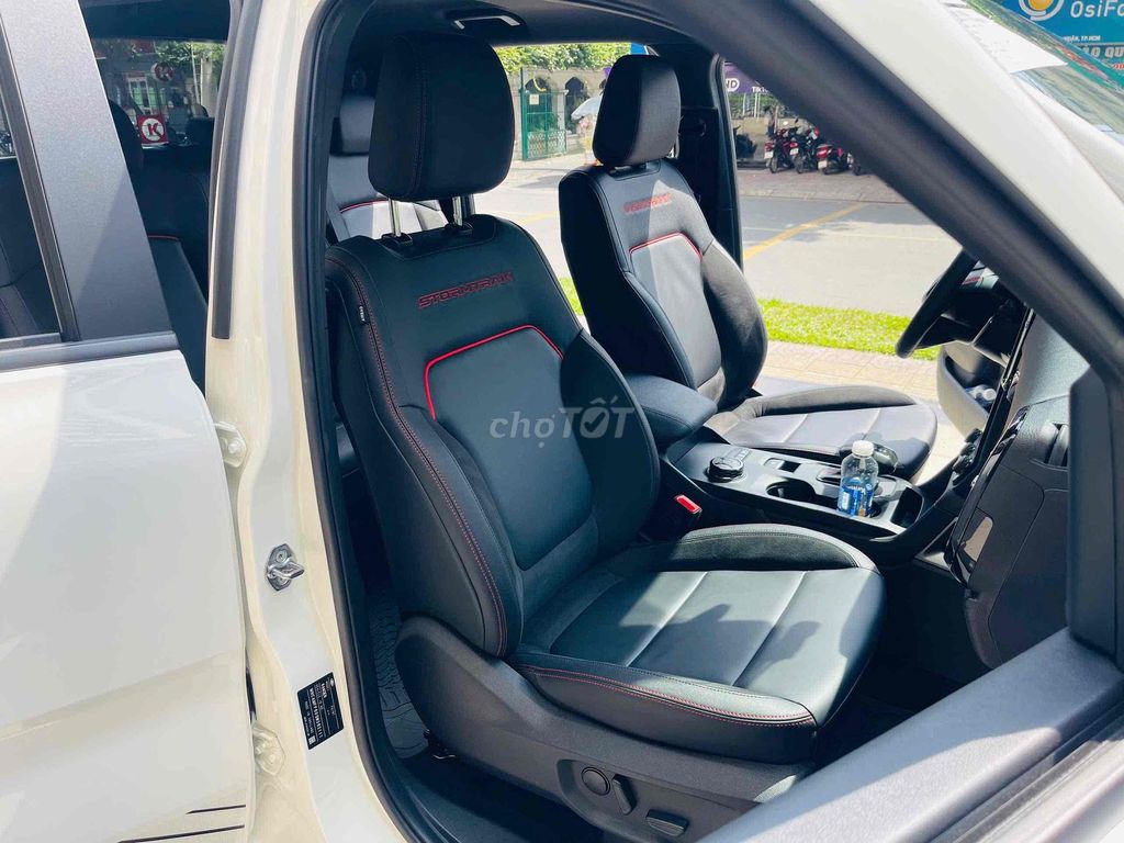 Ford Ranger 2025 Stormtrak 2.0L 4x4 AT - 1.987 km. Mua bán Ô tô tại Quận 3 Tp Hồ Chí Minh được đăng bởi Trí Xe Ford hình 7