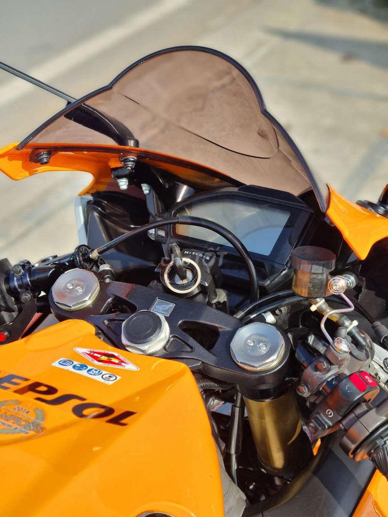 Honda CBR1000RR Repsol 2015 xe đẹp máy Zin êm .. Mua bán Xe máy tại Huyện Bình Chánh Tp Hồ Chí Minh được đăng bởi Minh  hình 7