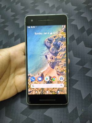 Điện thoại Google Pixel 2 Trắng