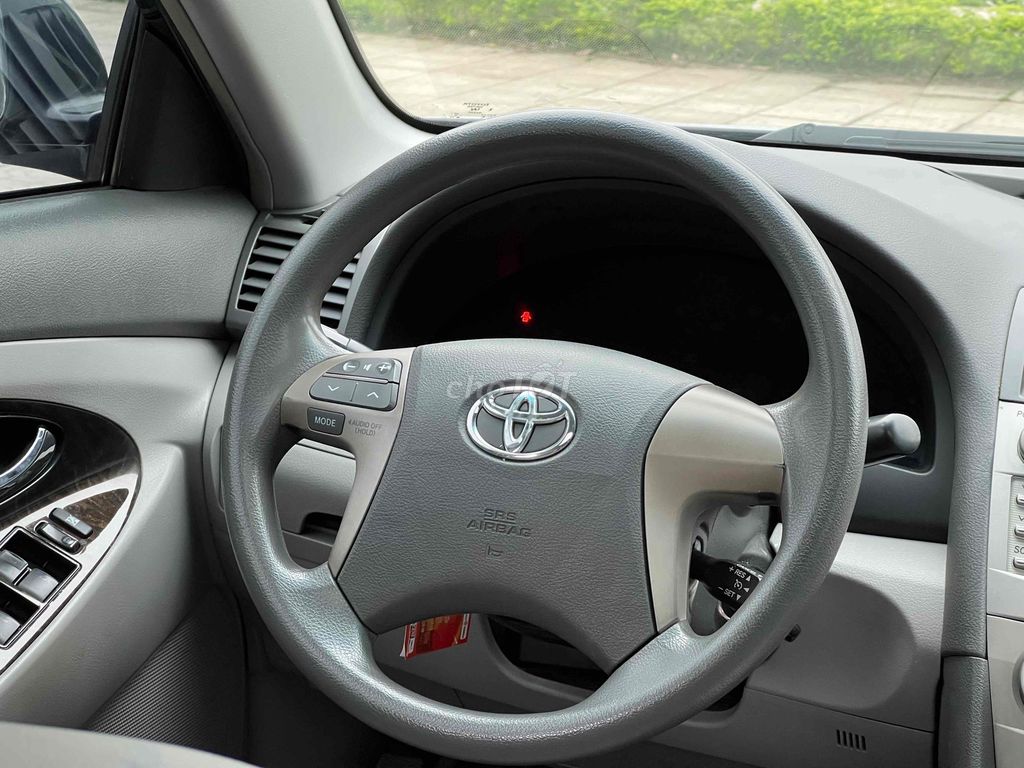 Camry LE 2.5 USA sản xuất 6/2010 siêu chất. Mua bán Ô tô tại Quận Long Biên Hà Nội được đăng bởi Minh Đạt hình 12