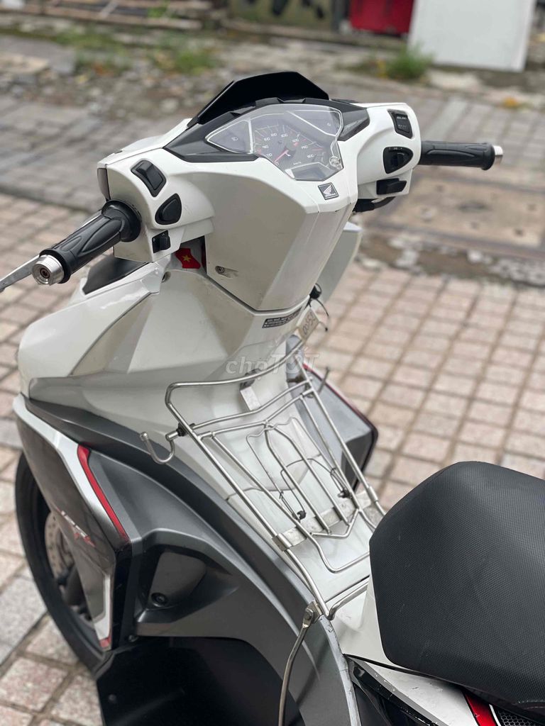 Air Blade 125 2016 trả trc 12tr2 nhận xe. bảo hanh