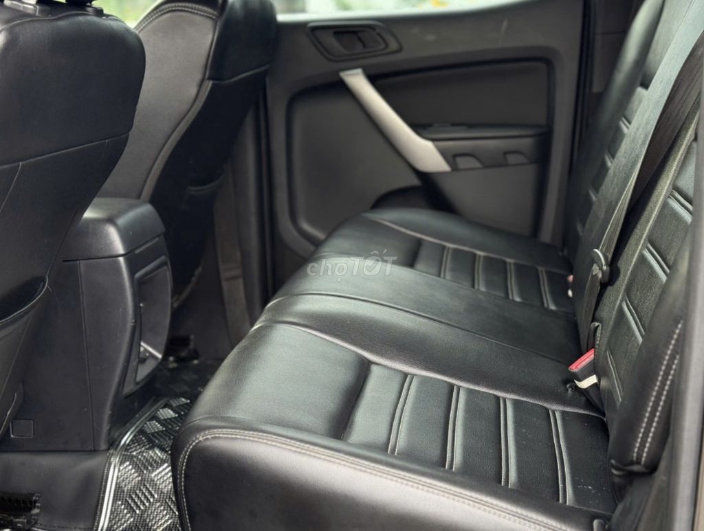 Mình bán Ford Ranger 2022 XLS số sàn màu đen đẹp. Mua bán Ô tô tại Quận 12 Tp Hồ Chí Minh được đăng bởi Khánh hình 4