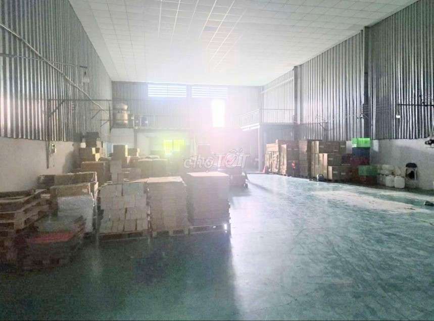 KHO - XƯỞNG NỀN  EPOXY  ĐẸP ( 360M2 )   BÌNH TÂN. TPHCM