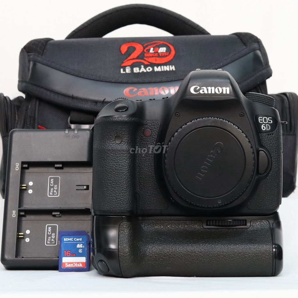Body Canon 6D RẤT MỚI kèm đế pin (Grip) HĐ CỰC TỐT. Mua bán Máy ảnh, Máy quay tại Quận 4 Tp Hồ Chí Minh được đăng bởi Mai Ngọc Chinh hình 1