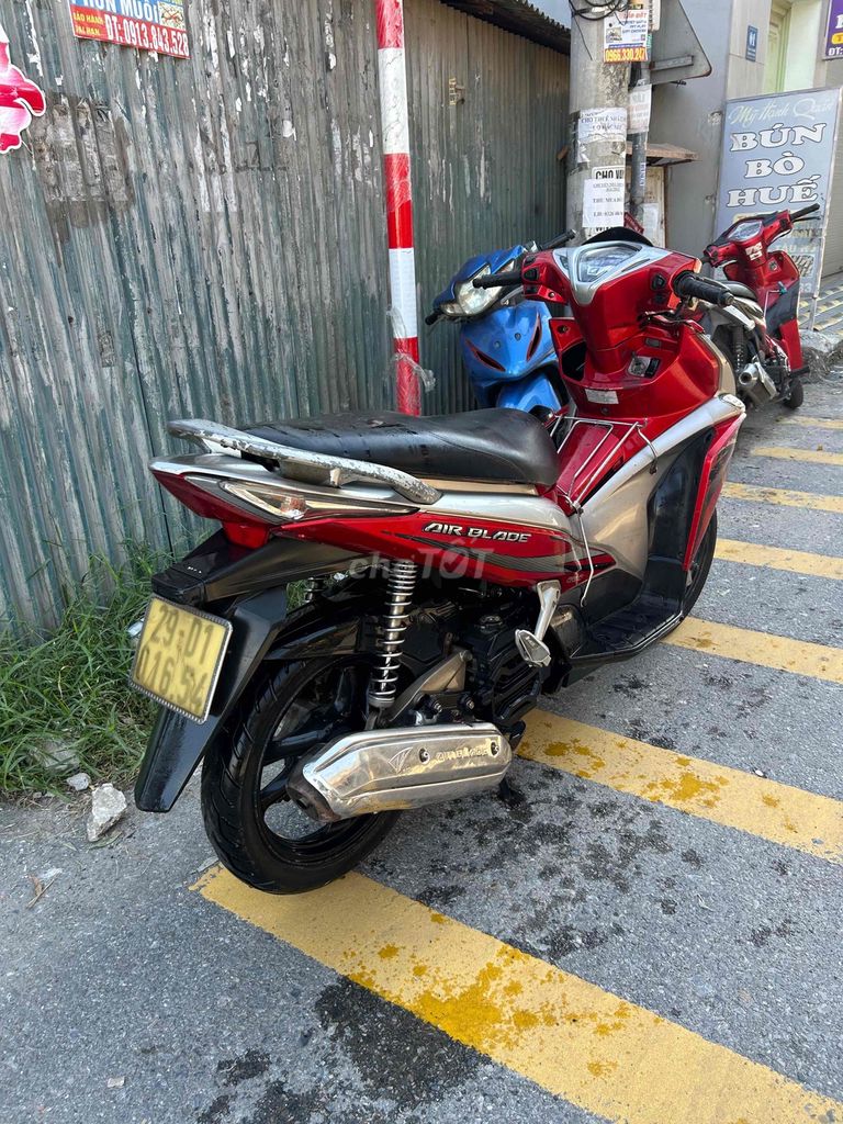 Honda Air Blade 2025 màu Đỏ