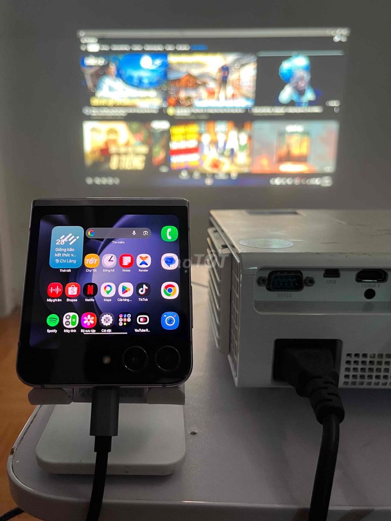 Zflip 5 mod Zfold 5 + Màn cảm ứng 15.6 FHD 60hz. Mua bán Điện thoại tại Huyện Quế Võ Bắc Ninh được đăng bởi Nghiêm Nguyễn Đình hình 1