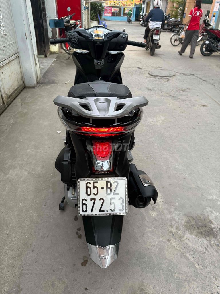 cbs 150 2021 xe chạy đúng xác 8 ngàn đúng chủ máy. Mua bán Xe máy tại Quận Ninh Kiều Cần Thơ được đăng bởi CHXM Thanh Hồng hẻm 233 hình 5