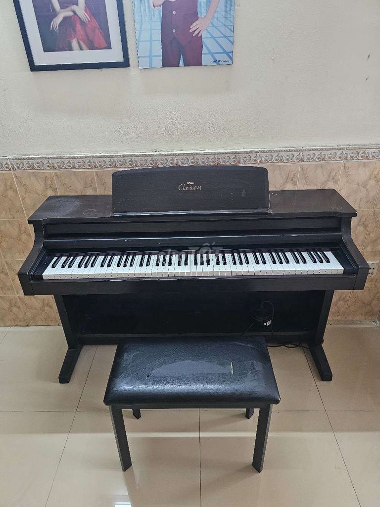 Đàn Piano YAMAHA CLP 560