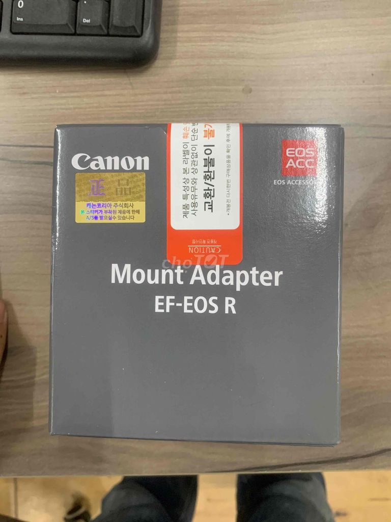 Ngàm chuyển đổi Canon EF-EOS R Mới. Mua bán Máy ảnh, Máy quay tại Thành phố Dĩ An Bình Dương được đăng bởi Cậu Ba Joon hình 1