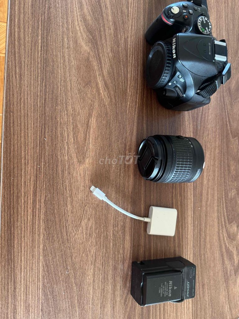 Máy ảnh Nikon D5200 + len 18-55mm. Mua bán Máy ảnh, Máy quay tại Huyện Hải Hậu Nam Định được đăng bởi Đồng Hưng hình 1