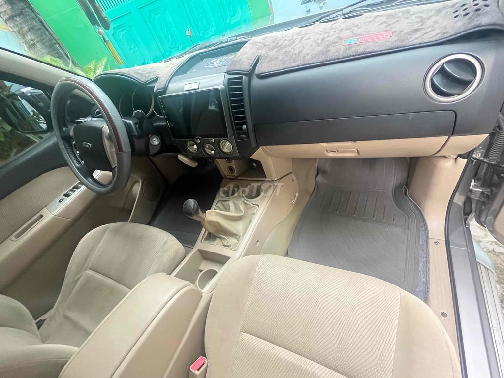 Ford Everest 2011 2.5L 4x2 MT - 78200 km. Mua bán Ô tô tại Quận Bình Thạnh Tp Hồ Chí Minh được đăng bởi Mr Trường hình 9