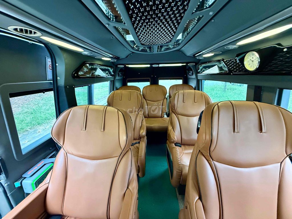 Ford Transit 2018 limousine- 85000 km 9 chỗ. Mua bán Ô tô tại Quận 12 Tp Hồ Chí Minh được đăng bởi a trung hình 17