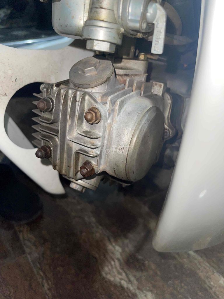 Honda Cub Nhật 81 50cc 1996 Máy Cực Ngon Xe Đẹp. Mua bán Xe máy tại Quận Hai Bà Trưng Hà Nội được đăng bởi Tuấn Giang hình 4