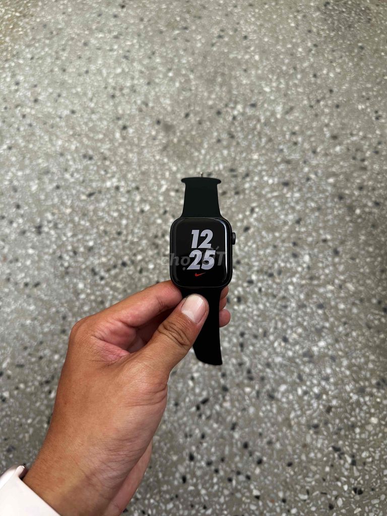 Apple Watch Series 5 44mm Nike