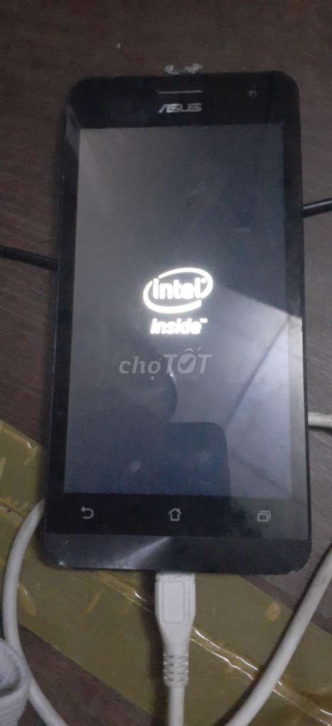 Cần bán xác điện thoại Asus bị treo. Mua bán Điện thoại tại Quận Tân Phú Tp Hồ Chí Minh được đăng bởi Nguyen trung quy hình 1