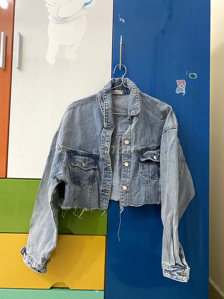 Áo khoác Jean nữ Gumac size S-M. Mua bán Quần áo tại Quận Gò Vấp Tp Hồ Chí Minh được đăng bởi Uyên Đặng hình 1