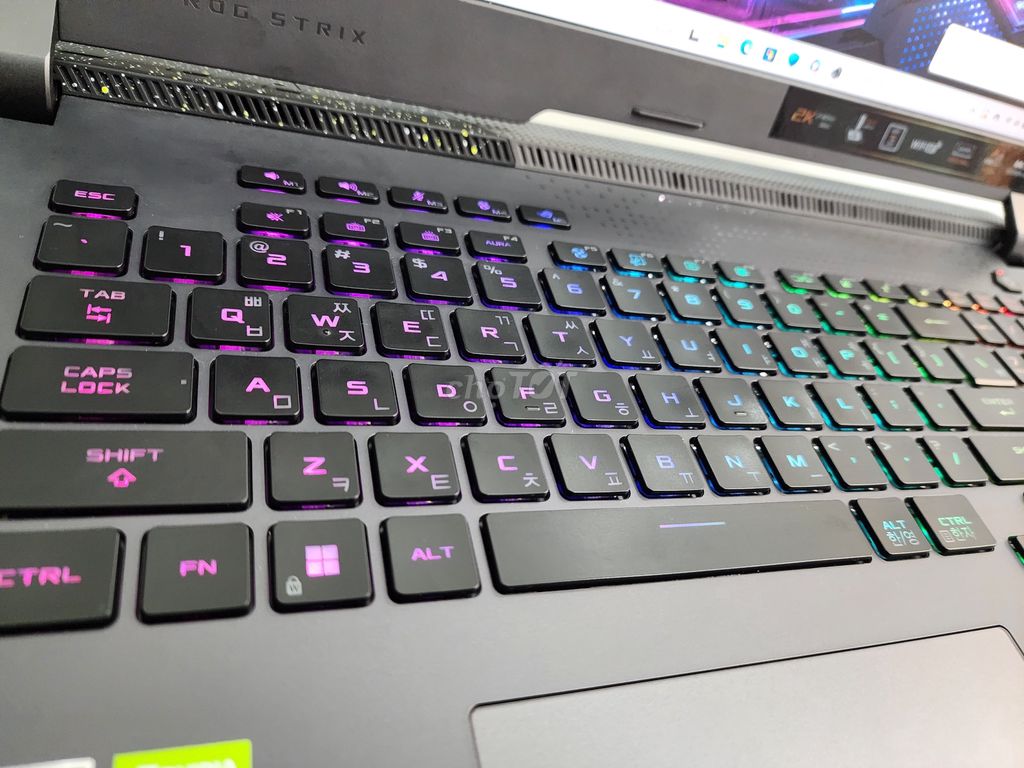Laptop Gaming Asus ROG Strix G713 2022 R7H 3070Ti