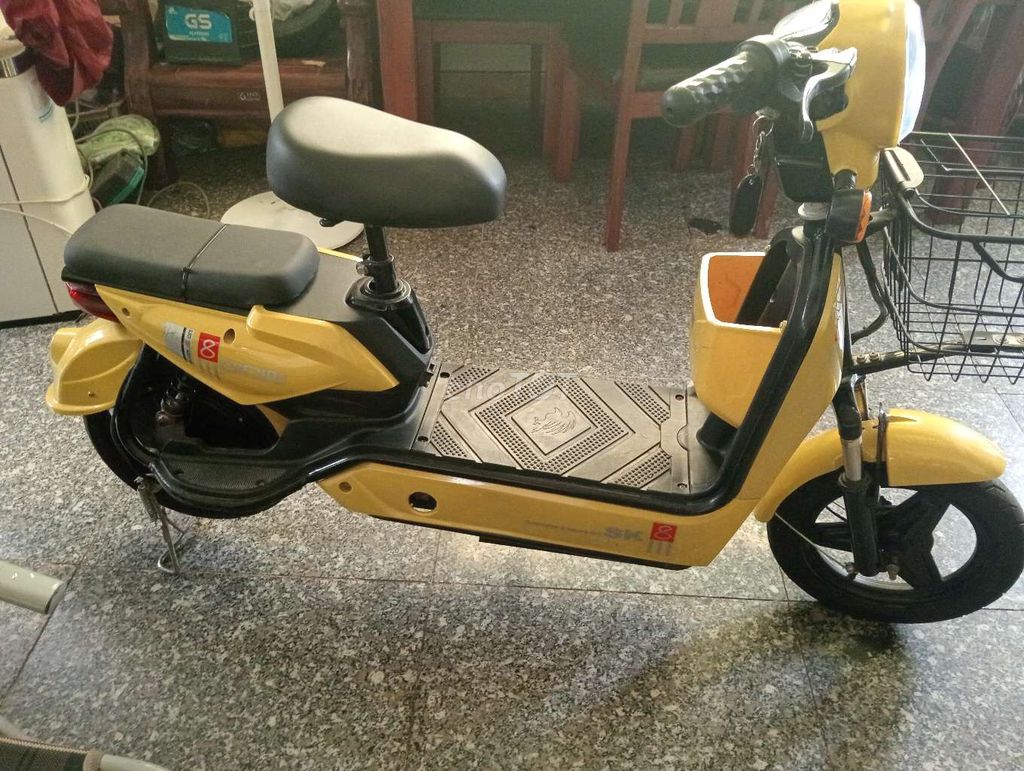 Xe đạp điện màu Vàng Đã qua sử dụng. Mua bán Xe điện tại Quận 12 Tp Hồ Chí Minh được đăng bởi Tên chưa cung cấp hình 2