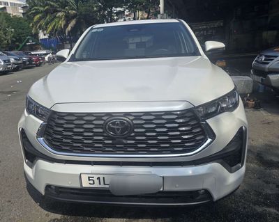 Innova cross HEV 2024. 3500 km. Mua bán Ô tô tại Quận 10 Tp Hồ Chí Minh được đăng bởi Anh huy
