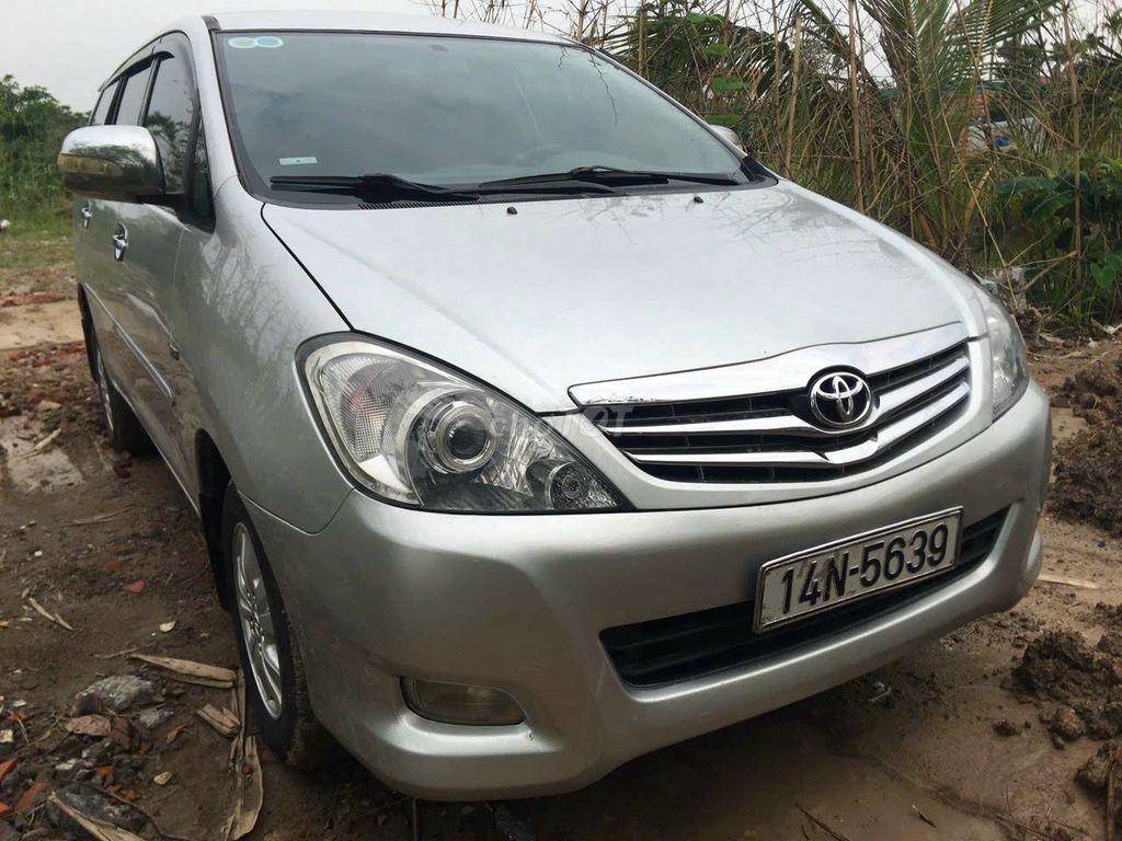 Innova 2008 số tự động 7 chỗ