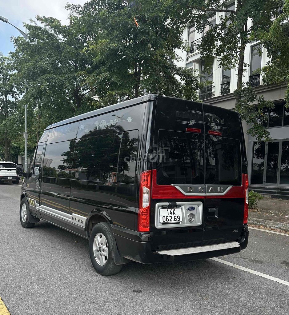 Ford Transit Dcar Limosin 10c - 2019 - 11000 km. Mua bán Ô tô tại Quận Long Biên Hà Nội được đăng bởi Nguyễn Văn Tuấn hình 3