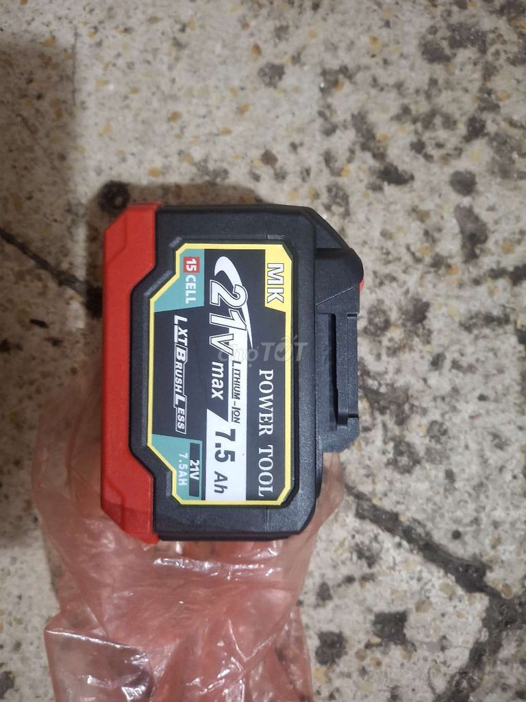 Pin công cụ điện MK Lithium-Ion 21V. Mua bán Đồ chuyên dụng, Giống nuôi trồng tại Huyện Hòa Vang Đà Nẵng được đăng bởi Tôn Quyền hình 1