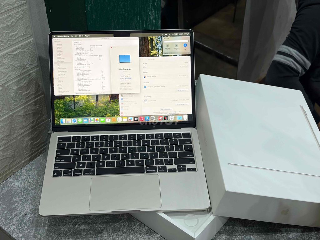 Apple Macbook Air M2 16GB/256GB Vàng. Mua bán Laptop tại Quận Thanh Xuân Hà Nội được đăng bởi quỳnh chi hình 1