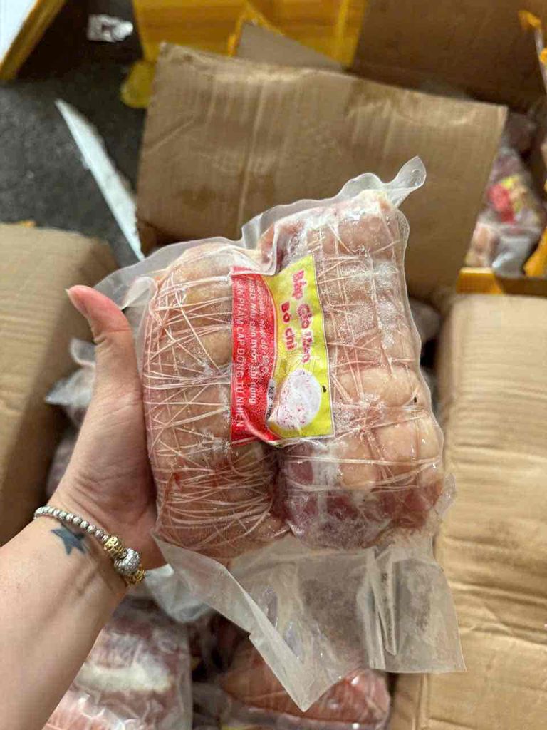 BẮP GIÒ HEO RÚT XƯƠNG GÓI 1KG