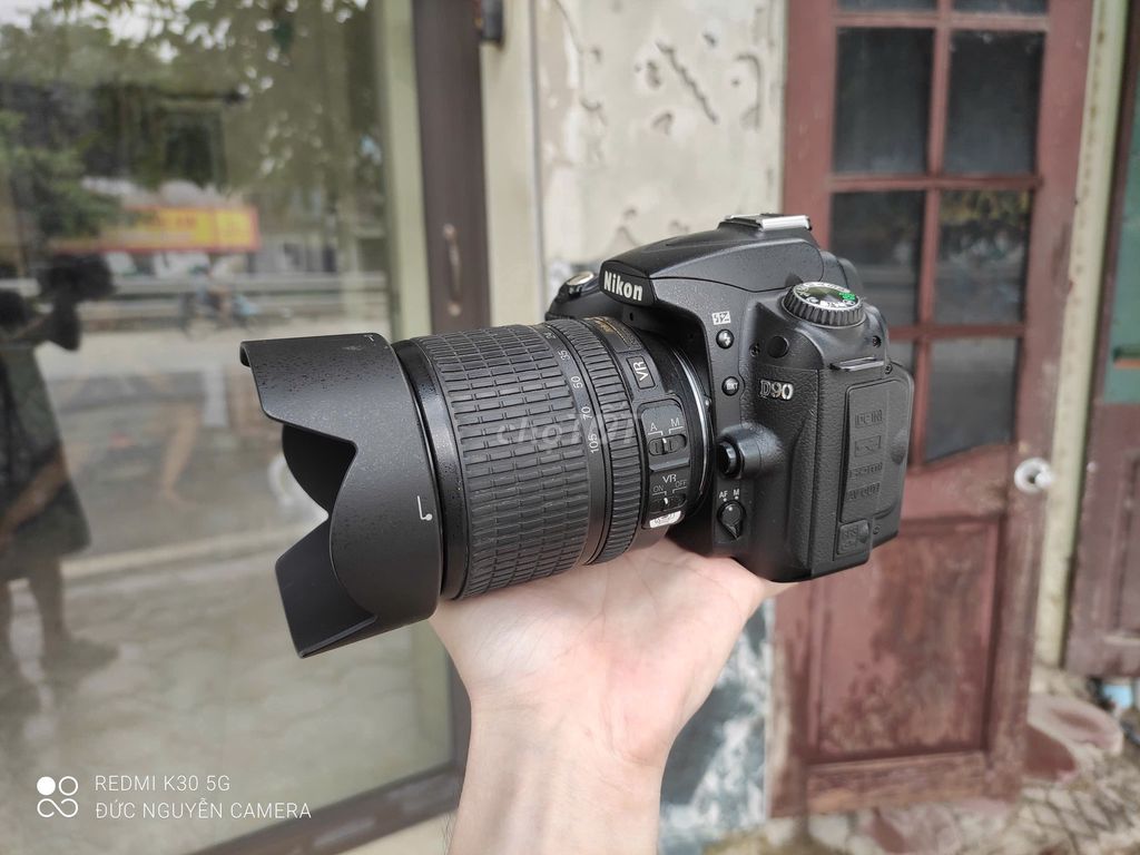 Máy ảnh Nikon D90 kèm 18-105mm F3.5-5.6. Mua bán Máy ảnh, Máy quay tại Huyện Thường Tín Hà Nội được đăng bởi Đức Nguyễn hình 1