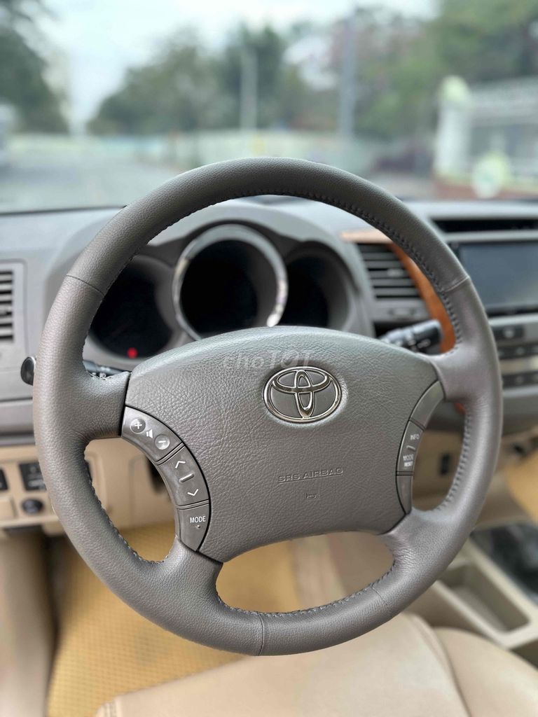 Toyota Fortuner 2012 V 2 Cầu Odo 206357km. Mua bán Ô tô tại Huyện Củ Chi Tp Hồ Chí Minh được đăng bởi Lê Hữu Hoàn hình 13