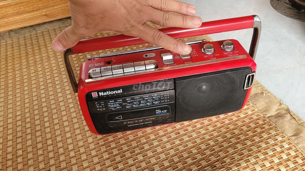 Đài cassette National RX-M50 Đỏ Hàng Sưu Tầm . Mua bán Đồ sưu tầm, đồ cổ tại Quận Bắc Từ Liêm Hà Nội được đăng bởi Kiếp Phong Ba hình 1