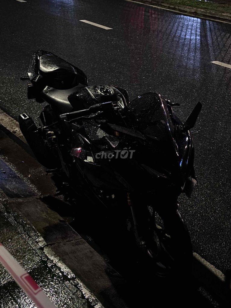 Honda CBR150 2021 Черный 25000 км